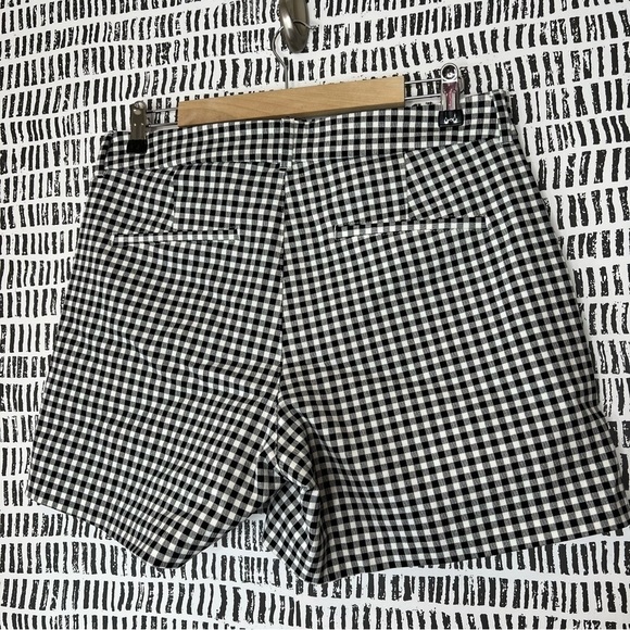 Old navy Black and White Checkered gingham Shorts - Picture 9 of 13